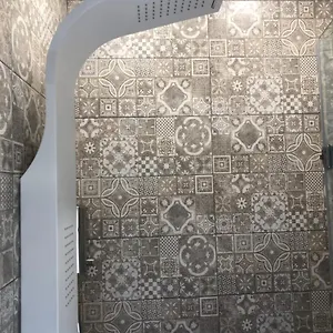  Bed & Breakfast Art